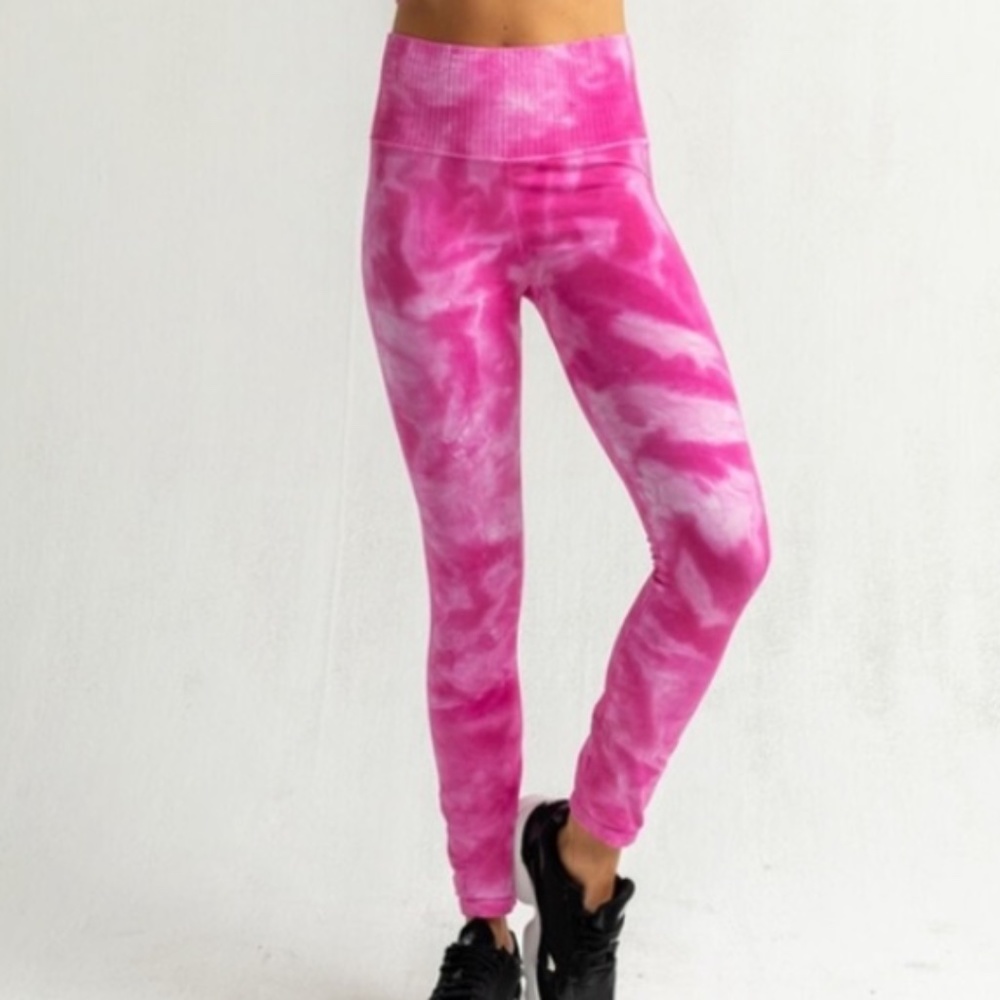 Free People Good Karma leggings in Pink Astor Combo sz xs/sm